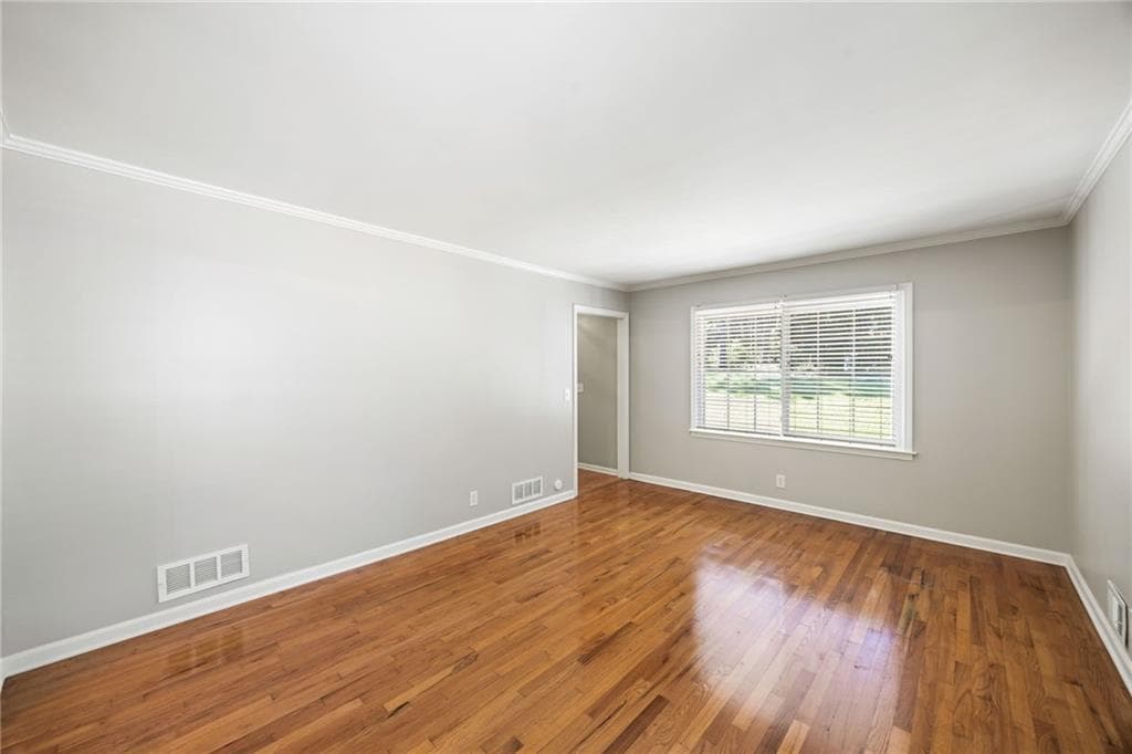 4 bedroom, 3 bathroom, 2,352 sq ft single family residence for sale at 2053 Carthage Road, Tucker, GA 30084 — photo 6