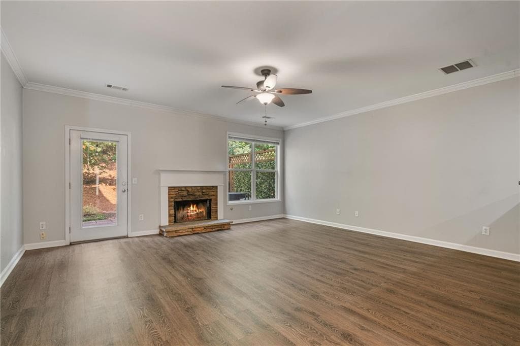 3 bedroom, 4 bathroom, 2,390 sq ft townhouse for rent at 1030 Firethorne Pass, Cumming, GA 30040 for $2,400 a month — photo 6