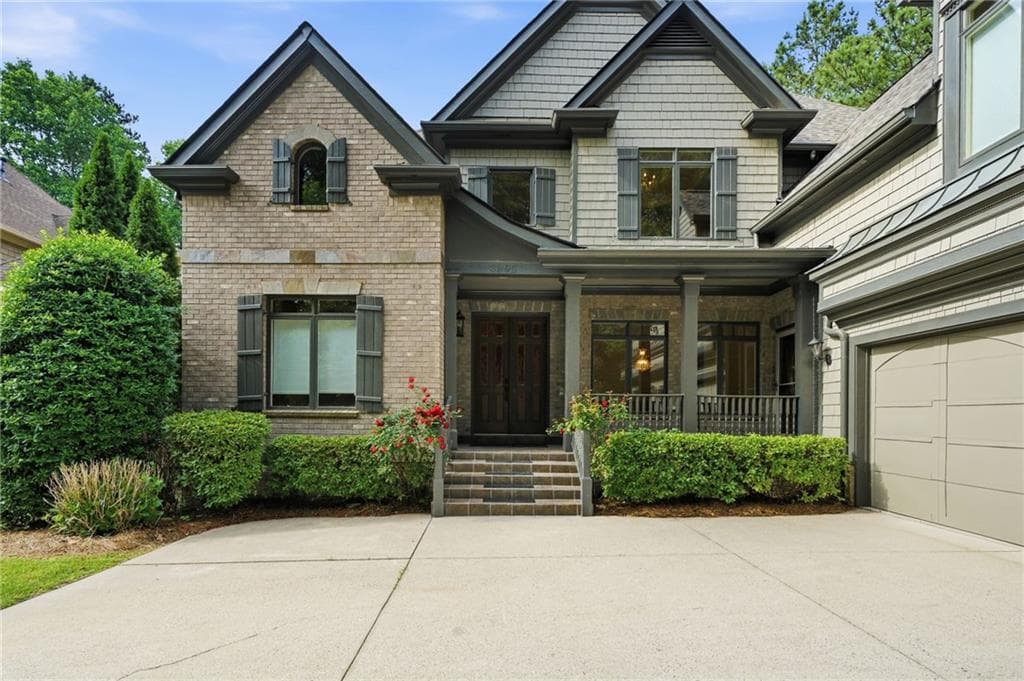 5 bedroom, 7 bathroom, 5,868 sq ft single family residence for sale at 6295 Windward Parkway, Alpharetta, GA 30005 — photo 2