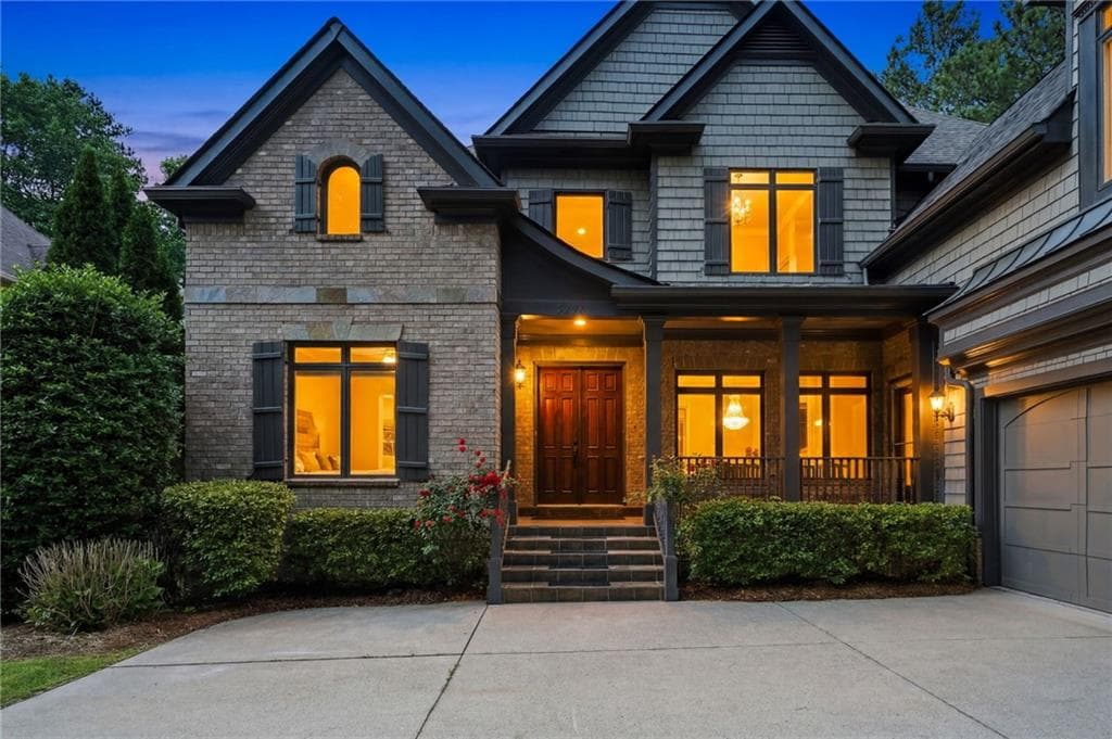 5 bedroom, 7 bathroom, 5,868 sq ft single family residence for sale at 6295 Windward Parkway, Alpharetta, GA 30005 — photo 3
