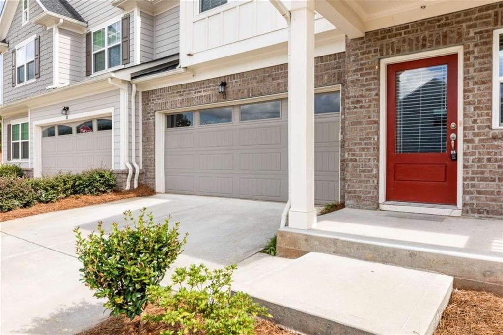 3 bedroom, 3 bathroom, 2,267 sq ft townhouse for sale at 13 Millican Drive, Peachtree City, GA 30269 — photo 3