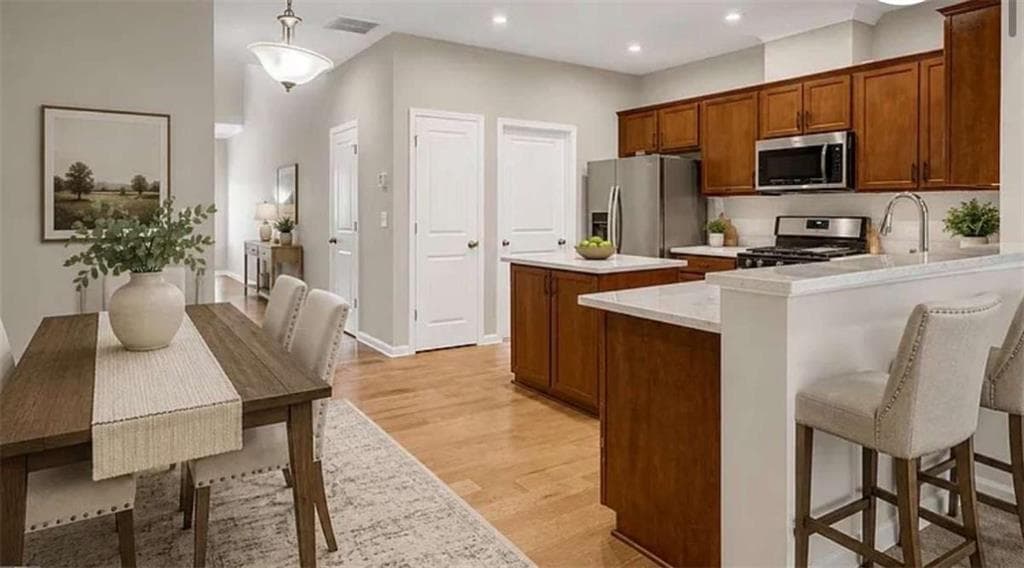 3 bedroom, 3 bathroom, 2,267 sq ft townhouse for sale at 13 Millican Drive, Peachtree City, GA 30269 — photo 7