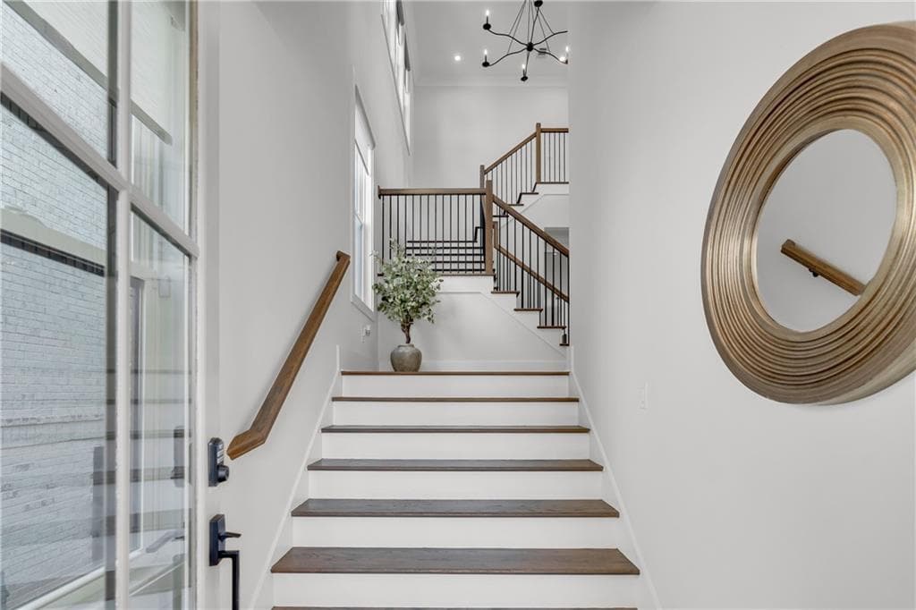4 bedroom, 5 bathroom, 4,144 sq ft single family residence for sale at 1141 Druid Fields Court, Decatur, GA 30033 — photo 3