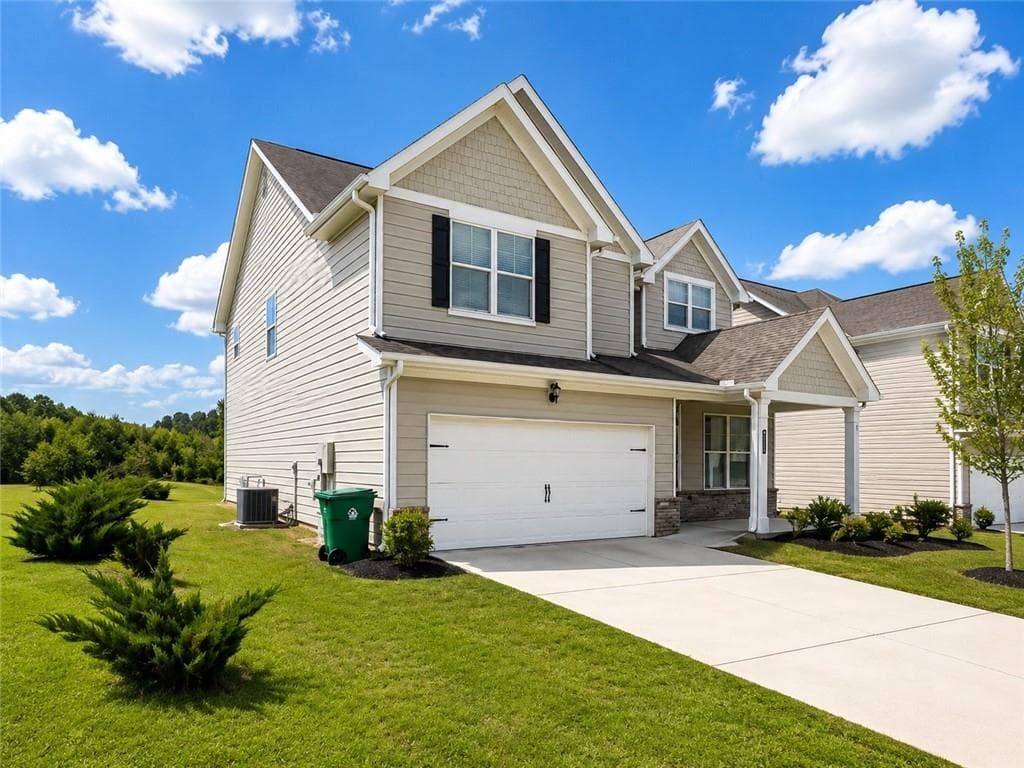 4 bedroom, 3 bathroom, 2,920 sq ft single family residence for rent at 7759 Hansel Lane, Lithonia, GA 30058 for $2,600 a month — photo 2
