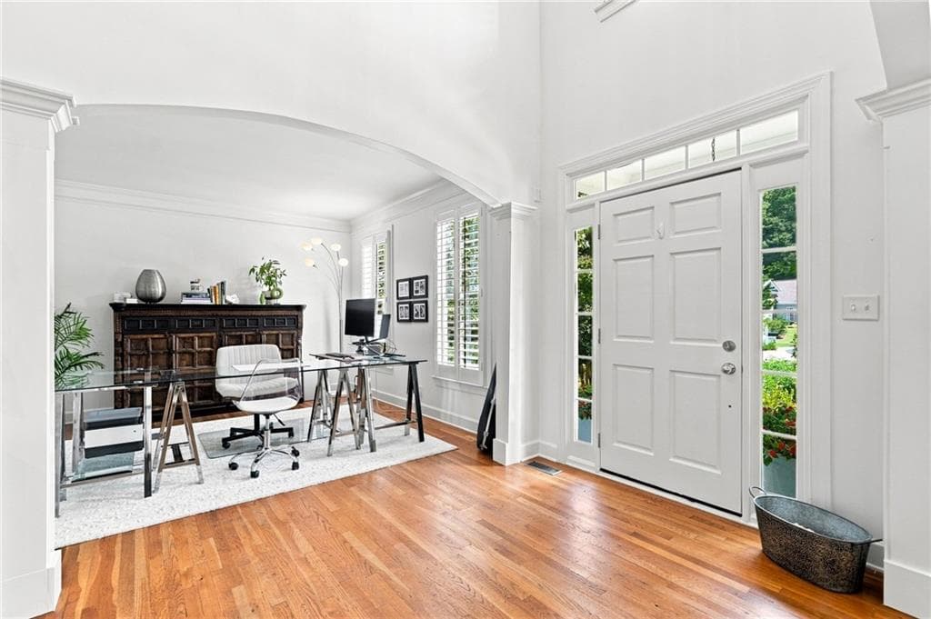 5 bedroom, 5 bathroom, 4,721 sq ft single family residence for sale at 209 Brighten Court, Alpharetta, GA 30004 — photo 5