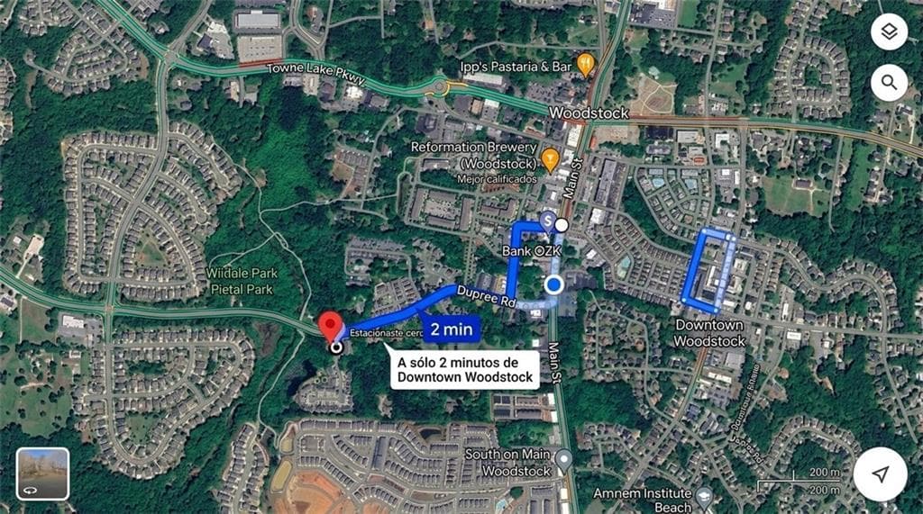 2 bedroom, 3 bathroom, 1,840 sq ft townhouse for sale at 102 Creekwood Drive, Woodstock, GA 30188 — photo 5