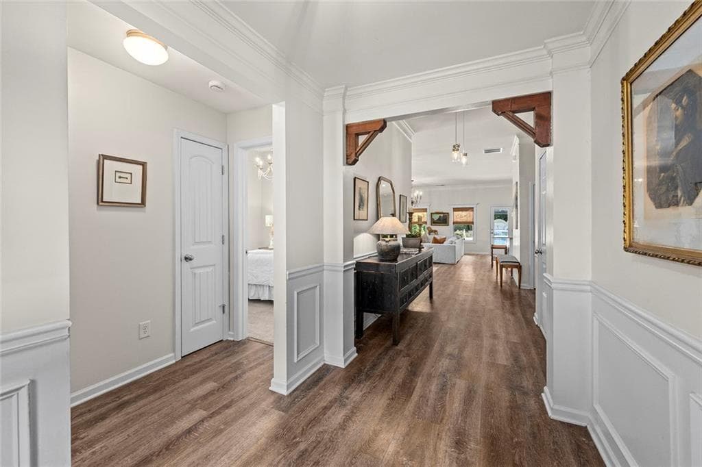 4 bedroom, 2 bathroom, 1,942 sq ft single family residence under contract at 125 Stone Manor Court, Woodstock, GA 30188 — photo 3