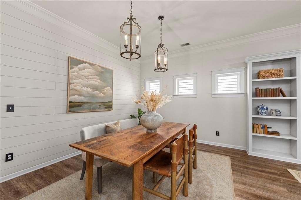 4 bedroom, 2 bathroom, 1,942 sq ft single family residence under contract at 125 Stone Manor Court, Woodstock, GA 30188 — photo 8