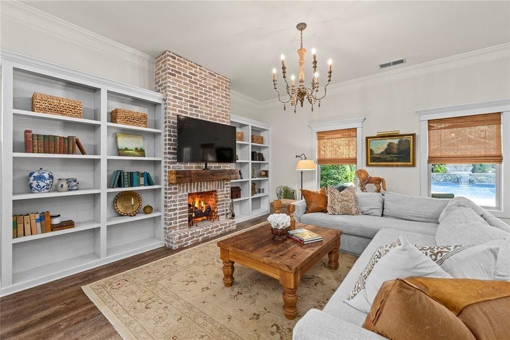 4 bedroom, 2 bathroom, 1,942 sq ft single family residence under contract at 125 Stone Manor Court, Woodstock, GA 30188 — photo 10