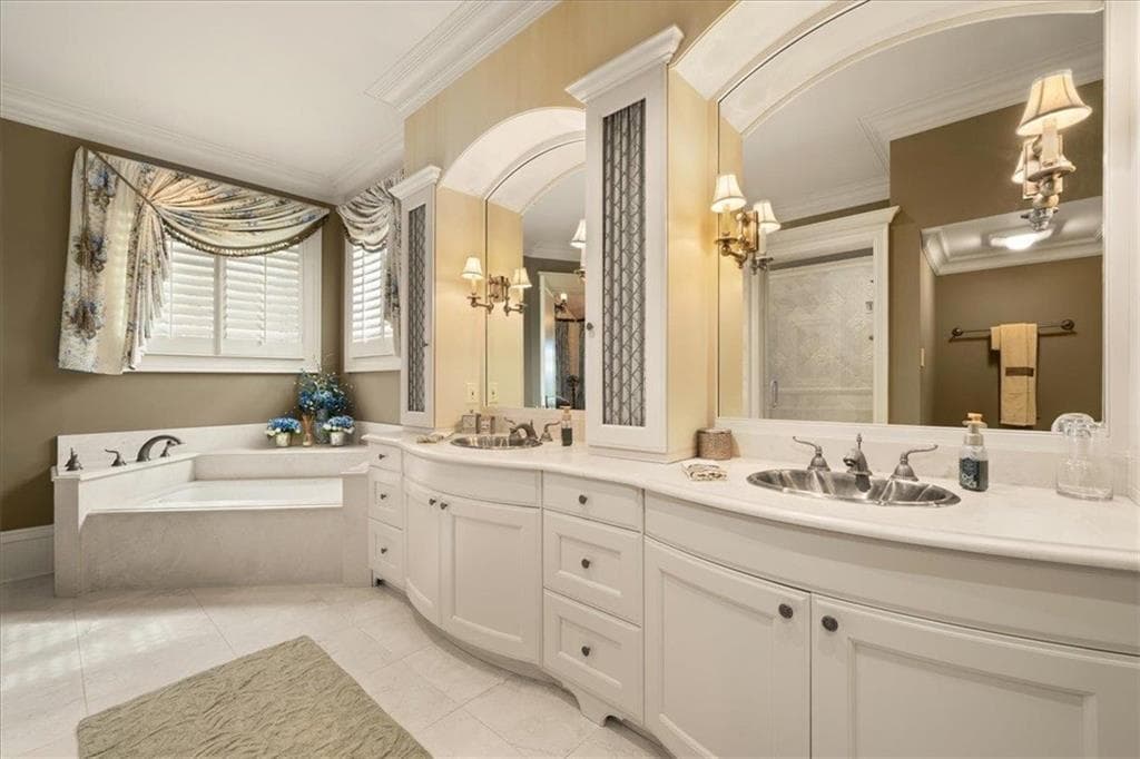 5 bedroom, 6 bathroom, 8,300 sq ft single family residence for sale at 2956 Walhalla Highway, Other-South Carolina, SC 29682 — photo 8
