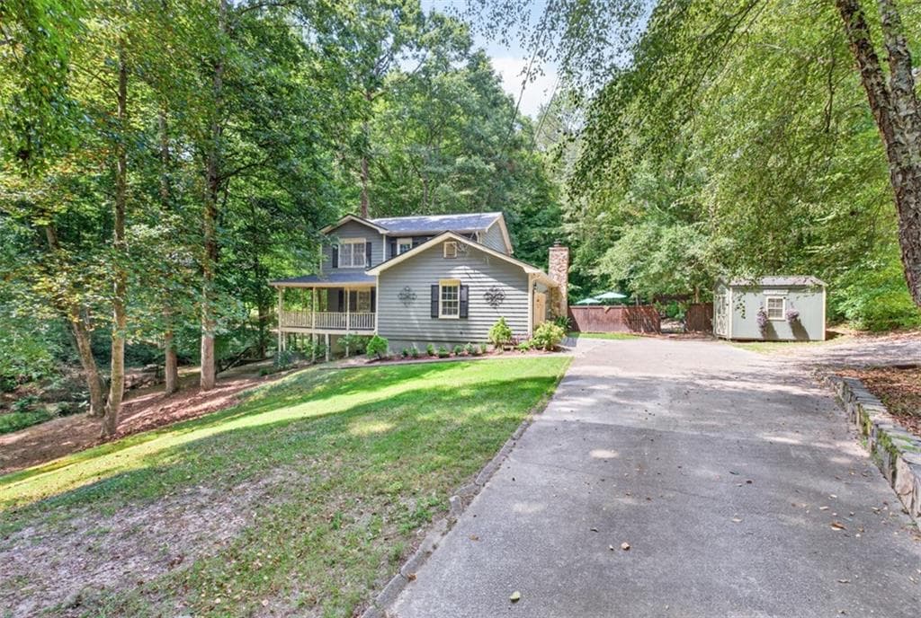4 bedroom, 4 bathroom, 1,862 sq ft single family residence under contract at 4276 Logans Court, Loganville, GA 30052 — photo 3