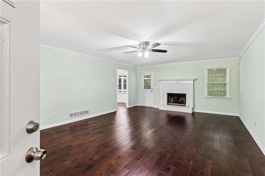 3 bedroom, 2 bathroom, 2,576 sq ft single family residence for sale at 125 Davis Court, Hiram, GA 30141 — photo 2
