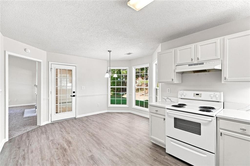 3 bedroom, 2 bathroom, 1,471 sq ft single family residence for sale at 1335 Saint Isabella Court, Locust Grove, GA 30248 — photo 10