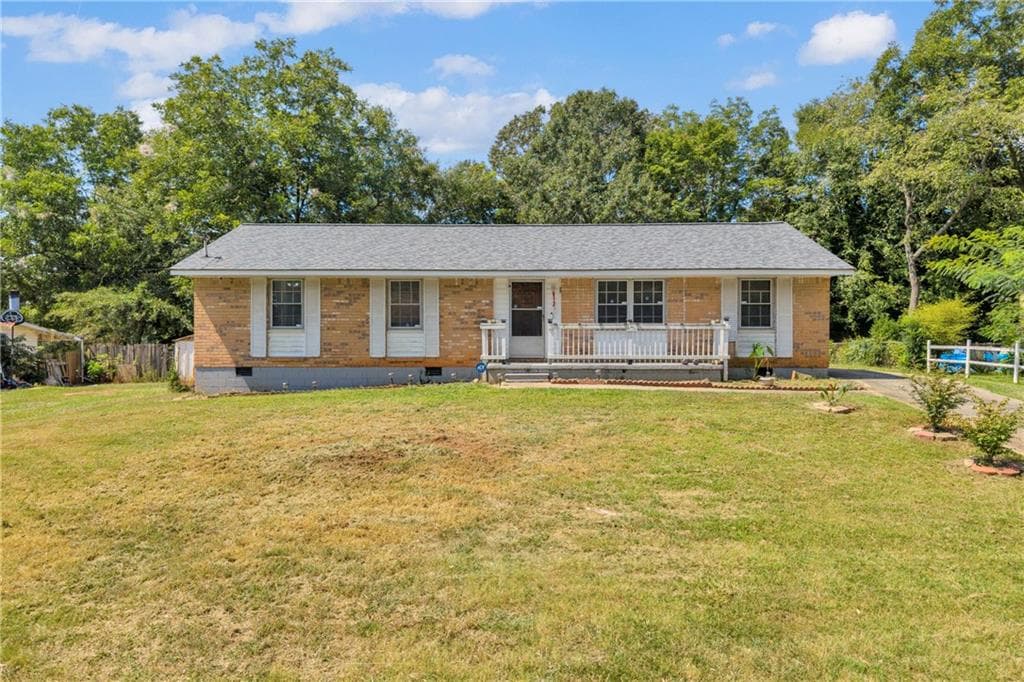 4 bedroom, 2 bathroom, 1,404 sq ft single family residence sold at 8229 Kendrick Road, Jonesboro, GA 30238
