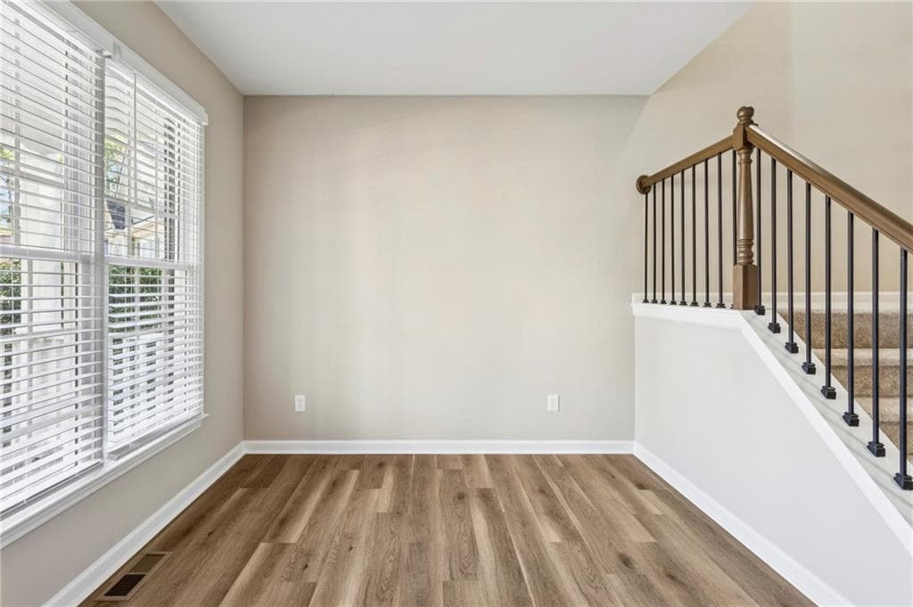 5 bedroom, 3 bathroom, 2,556 sq ft single family residence for rent at 26 McEvers Branch Lane, Acworth, GA 30101 for $2,950 a month — photo 6