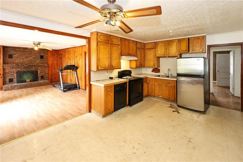 4 bedroom, 2 bathroom, 3,228 sq ft single family residence for sale at 3551 Cherokee Street, Kennesaw, GA 30144 — photo 8