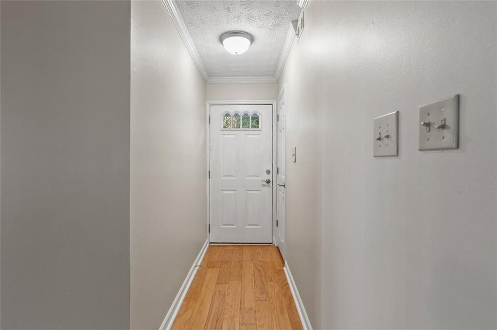 2 bedroom, 2 bathroom, 1,140 sq ft condominium for sale at 4120 Riverlook Parkway 203, Marietta, GA 30067 — photo 8