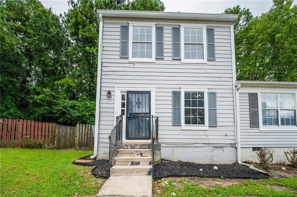 2 bedroom, 3 bathroom, 1,152 sq ft townhouse under contract at 7035 Panda Road, Austell, GA 30168 — photo 3