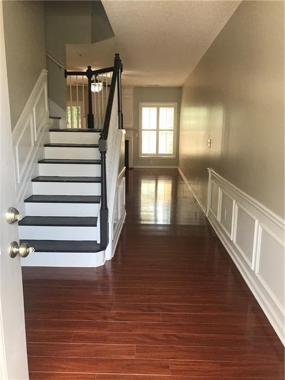 3 bedroom, 3 bathroom, 1,776 sq ft townhouse for rent at 134 Regent Place, Woodstock, GA 30188 for $2,250 a month — photo 2