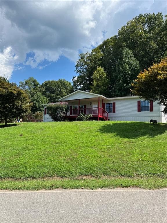 3 bedroom, 2 bathroom, 1,792 sq ft home for sale at 130 Fortner Drive, Dahlonega, GA