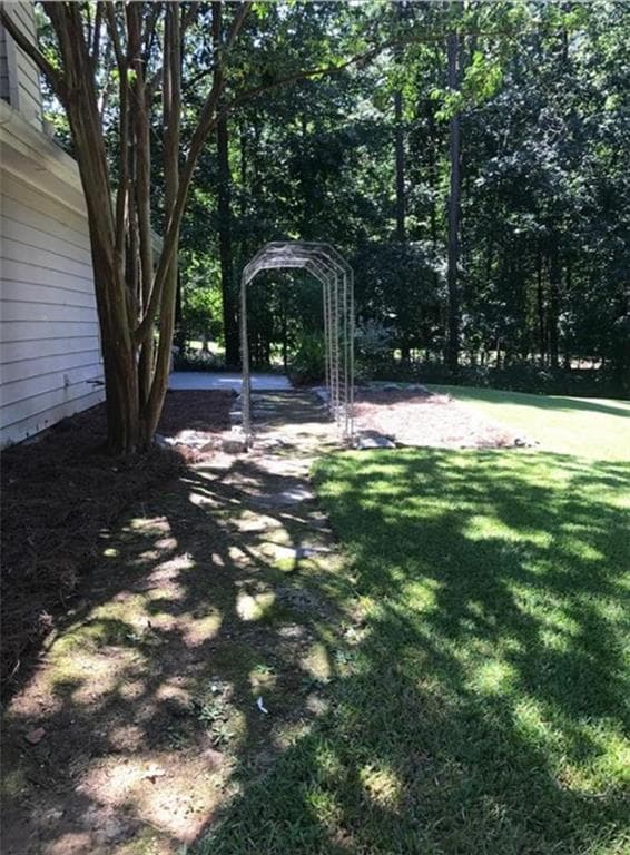 4 bedroom, 3 bathroom, 2,204 sq ft single family residence under contract at 424 Wisteria Place Circle, Grayson, GA 30017 — photo 3
