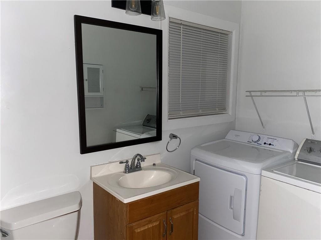 2 bedroom, 1 bathroom, 874 sq ft single family residence for rent at 1731 River Street, Conyers, GA 30012 for $1,500 a month — photo 5