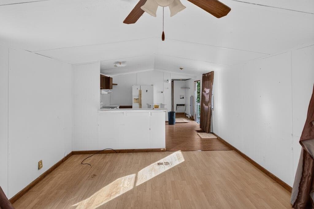 2 bedroom, 1 bathroom, 980 sq ft single family residence for sale at 357 E Second Street, Blue Ridge, GA 30513 — photo 7