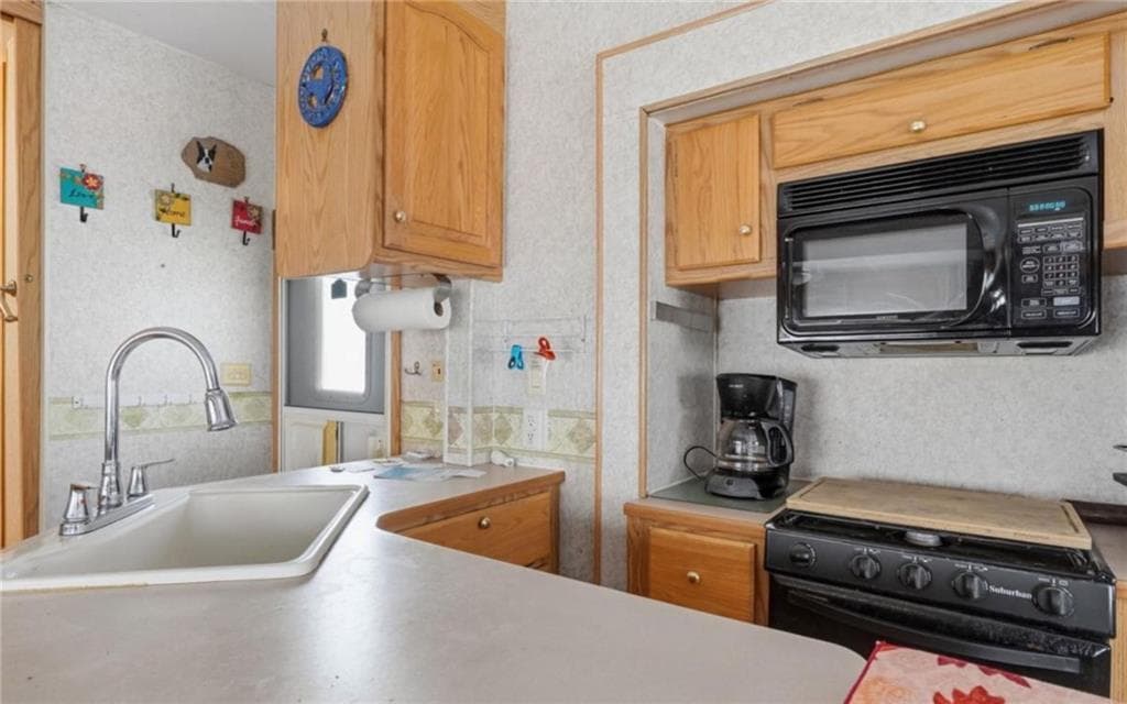 1 bedroom, 1 bathroom single family residence for sale at 93 2Nd Street, Ellijay, GA 30540 — photo 10
