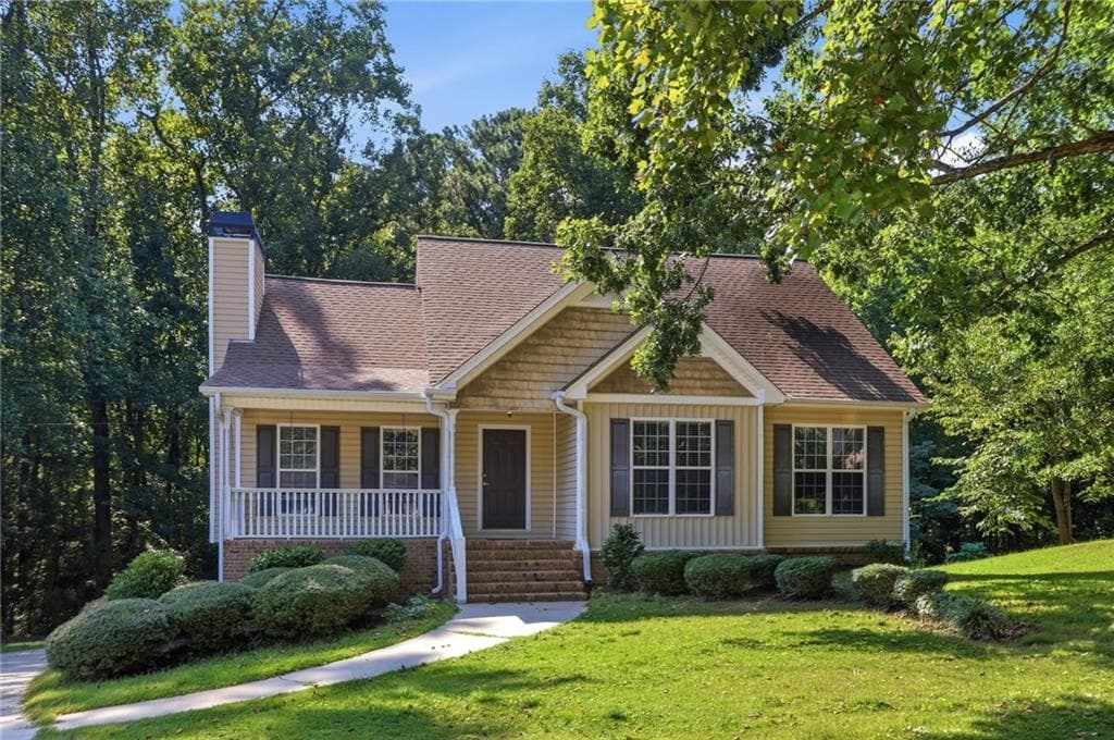 3 bedroom, 3 bathroom, 1,866 sq ft single family residence for sale at 128 McBee Street, Dallas, GA 30132