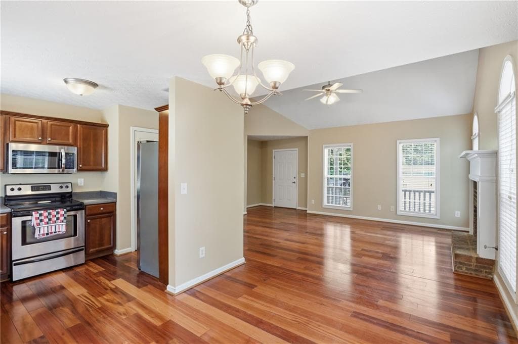 3 bedroom, 3 bathroom, 1,866 sq ft single family residence for sale at 128 McBee Street, Dallas, GA 30132 — photo 9