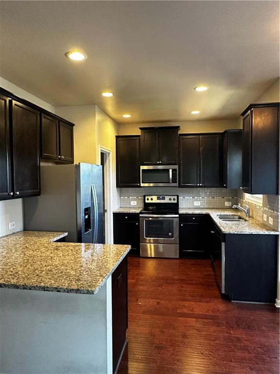 4 bedroom, 3 bathroom, 2,233 sq ft single family residence for sale at 545 Tuscan Cove, Fairburn, GA 30213 — photo 10