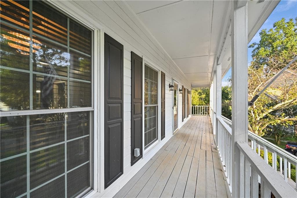 3 bedroom, 4 bathroom, 2,648 sq ft single family residence for sale at 320 Fountainmist Trail, Lawrenceville, GA 30043 — photo 9