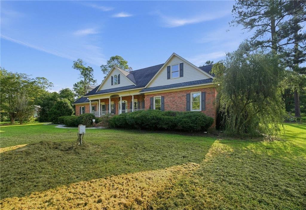 5 bedroom, 6 bathroom, 4,616 sq ft single family residence for sale at 603 Timberland Drive, Cordele, GA 31015 — photo 3
