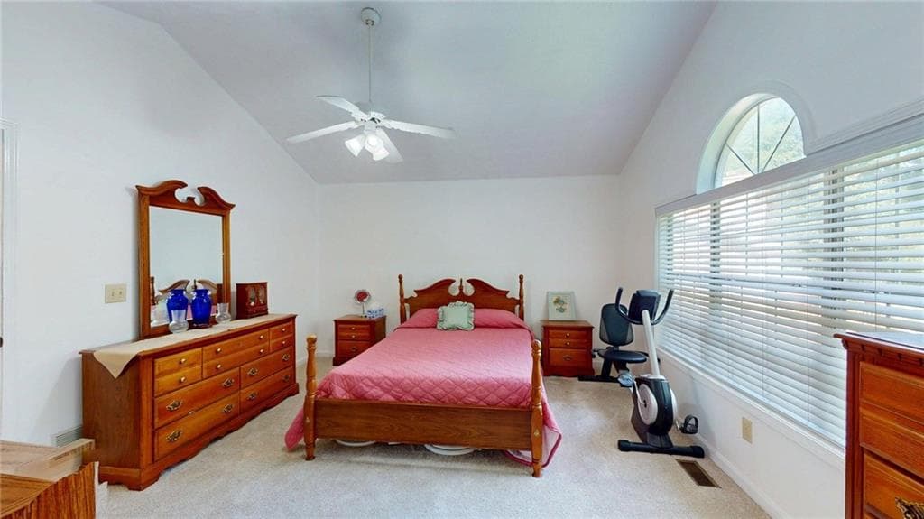 3 bedroom, 3 bathroom, 1,670 sq ft single family residence under contract at 2400 Brooks Court, Smyrna, GA 30082 — photo 8