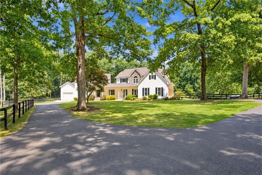 7 bedroom, 7 bathroom, 5,070 sq ft single family residence for sale at 2203 Arbor Hill Road, Canton, GA 30115 — photo 3
