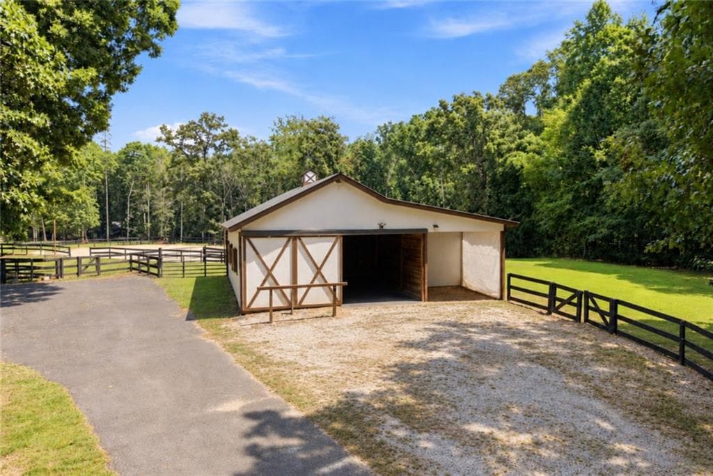 7 bedroom, 7 bathroom, 5,070 sq ft single family residence for sale at 2203 Arbor Hill Road, Canton, GA 30115 — photo 8