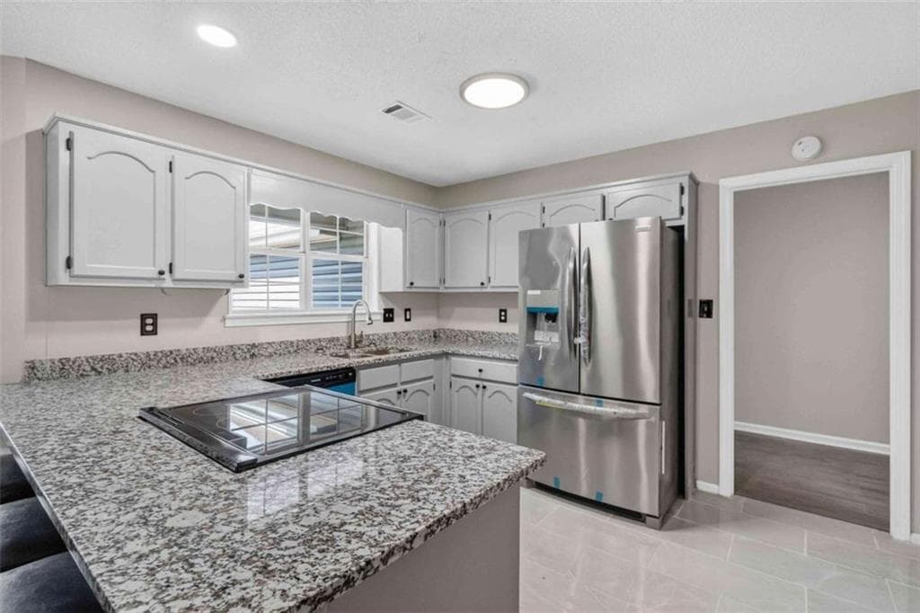 4 bedroom, 3 bathroom, 3,010 sq ft single family residence for sale at 503 Horseshoe Circle, Stockbridge, GA 30281 — photo 9