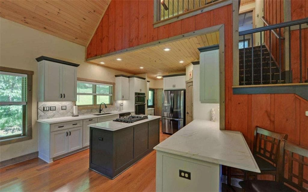 2 bedroom, 3 bathroom, 1,610 sq ft single family residence for sale at 1374 Lucius Road, Cherry Log, GA 30522 — photo 3