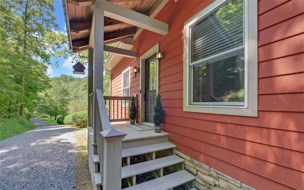 2 bedroom, 3 bathroom, 1,610 sq ft single family residence for sale at 1374 Lucius Road, Cherry Log, GA 30522 — photo 8