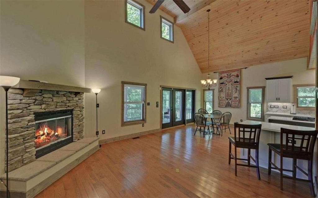 2 bedroom, 3 bathroom, 1,610 sq ft single family residence for sale at 1374 Lucius Road, Cherry Log, GA 30522 — photo 9