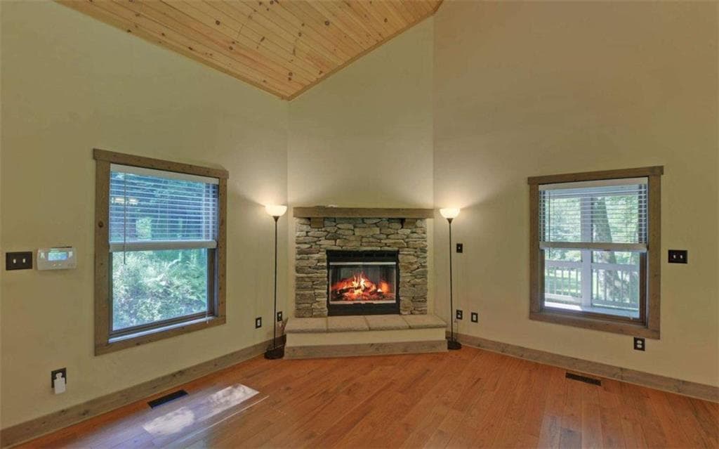 2 bedroom, 3 bathroom, 1,610 sq ft single family residence for sale at 1374 Lucius Road, Cherry Log, GA 30522 — photo 10