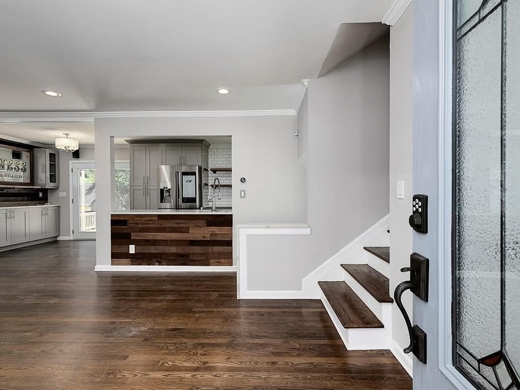 5 bedroom, 2 bathroom, 1,504 sq ft single family residence for rent at 1906 Lochlomand Lane, Smyrna, GA 30080 for $2,575 a month — photo 2