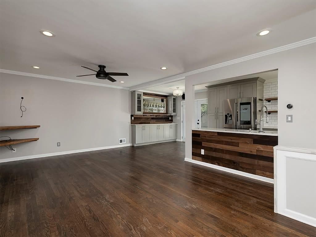 5 bedroom, 2 bathroom, 1,504 sq ft single family residence for rent at 1906 Lochlomand Lane, Smyrna, GA 30080 for $2,575 a month — photo 4
