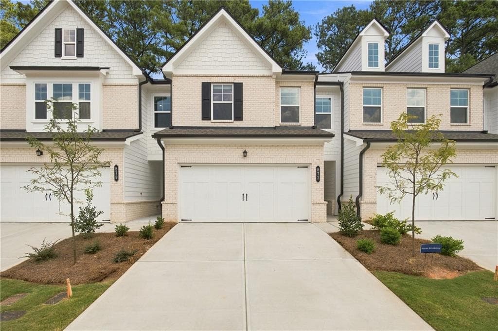 3 bedroom, 3 bathroom, 1,879 sq ft townhouse for rent at 877 Rainwater Trace, Lawrenceville, GA 30044 for $2,550 a month — photo 1 of 40