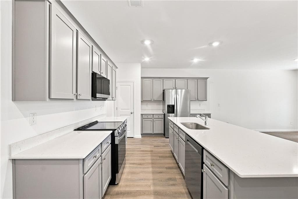 3 bedroom, 3 bathroom, 1,879 sq ft townhouse for rent at 877 Rainwater Trace, Lawrenceville, GA 30044 for $2,550 a month — photo 5