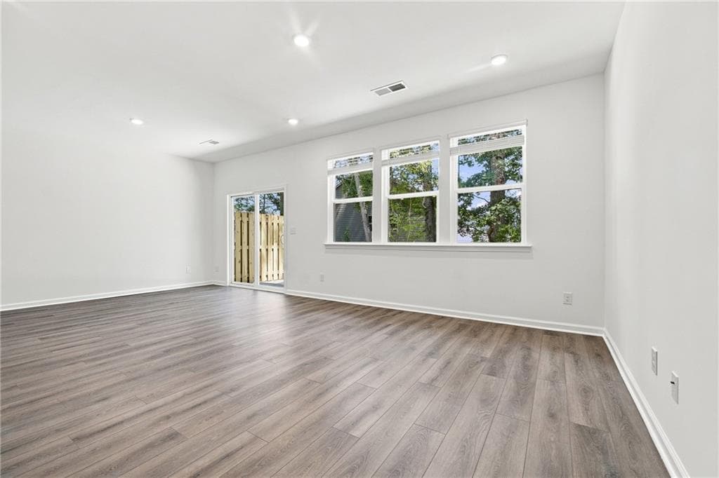3 bedroom, 3 bathroom, 1,879 sq ft townhouse for rent at 877 Rainwater Trace, Lawrenceville, GA 30044 for $2,550 a month — photo 6