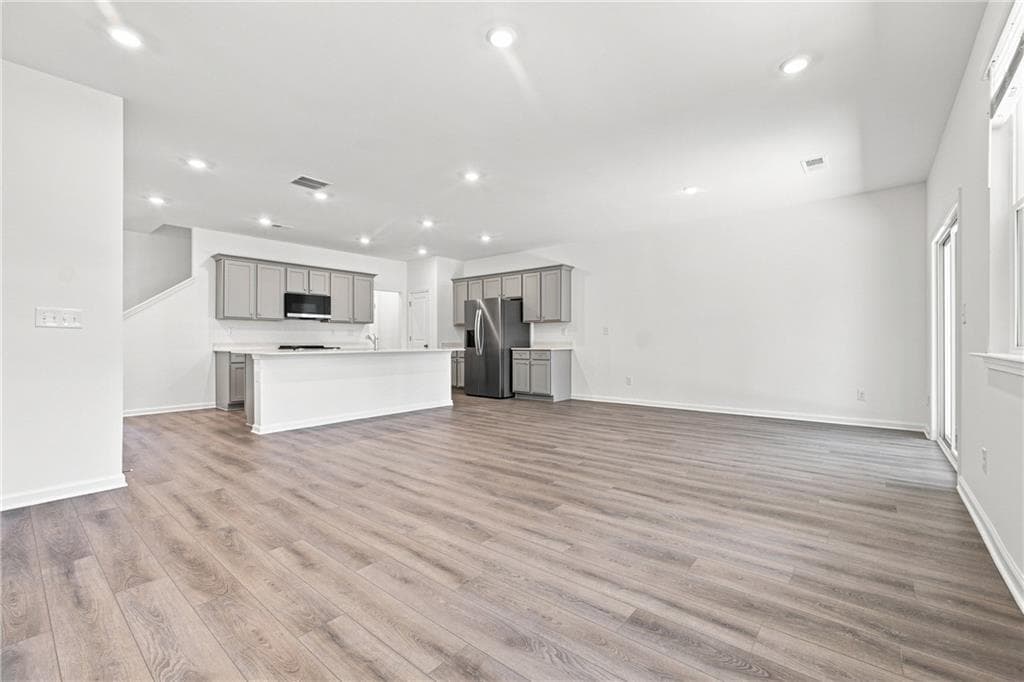 3 bedroom, 3 bathroom, 1,879 sq ft townhouse for rent at 877 Rainwater Trace, Lawrenceville, GA 30044 for $2,550 a month — photo 7