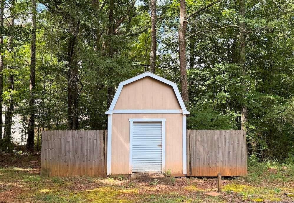 3 bedroom, 3 bathroom, 2,030 sq ft single family residence under contract at 73 Stowe Way, Sharpsburg, GA 30277 — photo 6