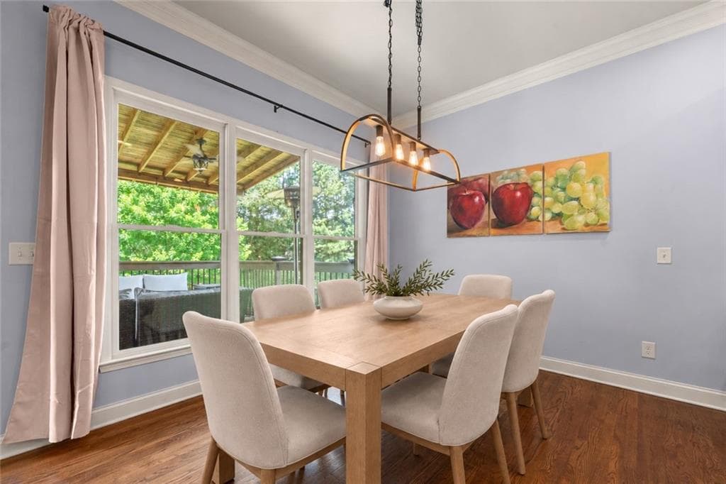 6 bedroom, 5 bathroom, 5,240 sq ft single family residence for sale at 11880 Old Station Place, Alpharetta, GA 30004 — photo 10