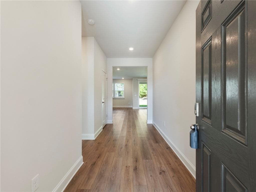 5 bedroom, 4 bathroom, 2,893 sq ft single family residence for sale at 3438 Long Creek Drive, Buford, GA 30519 — photo 2